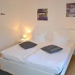 Zum Dorfbrunnen - Bornheim, Ihr Aufenthalt Zwischen Koeln & Bonn Hotel