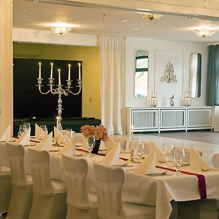 Garni Zum Dorfbrunnen 3* بورنهايم