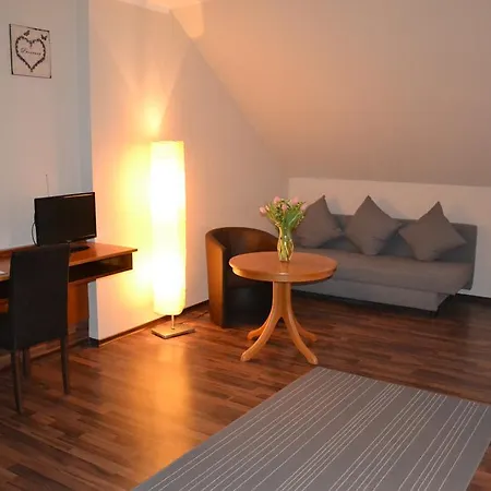 호텔 Hotel Bornheim Bei Koeln Bonn - Wlan Parkplatz Fruehstueck - Ideal Fuer Firmen Und Gaeste 3*