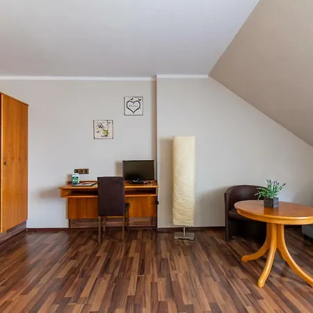 Garni Zum Dorfbrunnen فندق