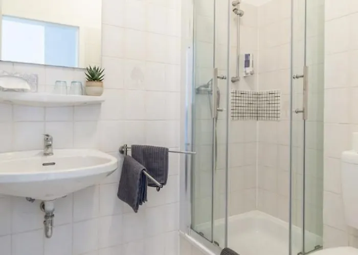 Hotel Hotel Zum Dorfbrunnen - Bornheim, Ihr Aufenthalt Zwischen Koeln & Bonn 3*