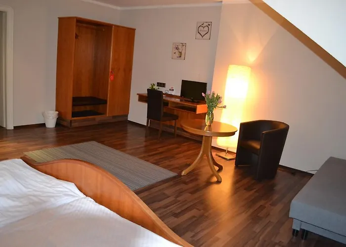 호텔 Hotel Bornheim Bei Koeln Bonn - Wlan Parkplatz Fruehstueck - Ideal Fuer Firmen Und Gaeste 보른하임