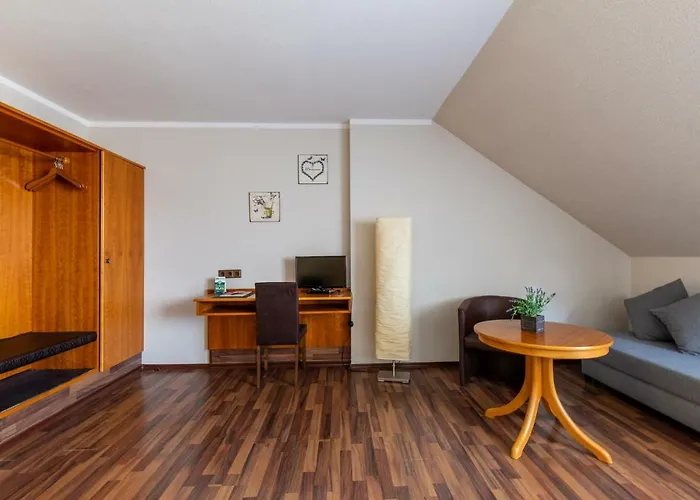 Hotel Bornheim Bei Koeln Bonn - Wlan Parkplatz Fruehstueck - Ideal Fuer Firmen Und Gaeste 호텔